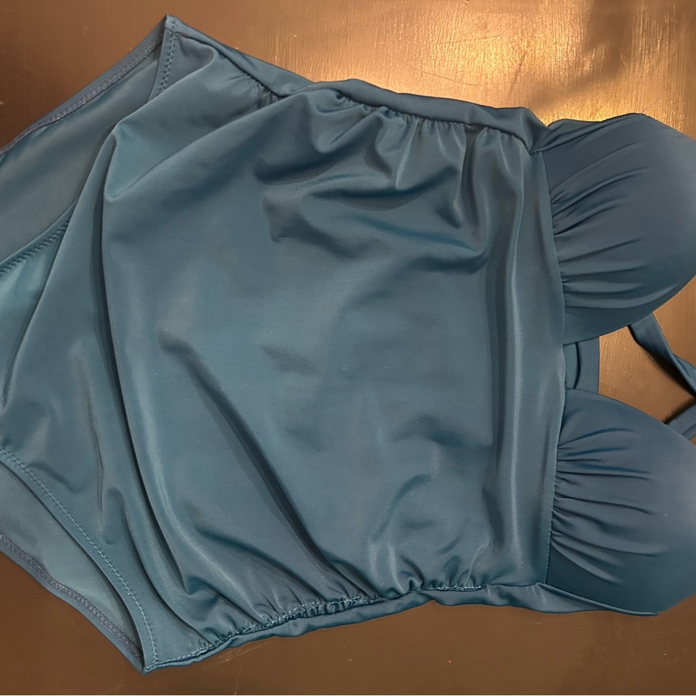 Elegant Blue Women's Swimwear